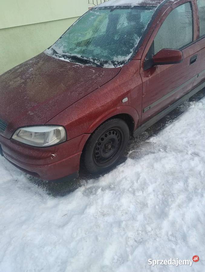 Opel Astra uszkodzony Rok produkcji 2000 Malżyn