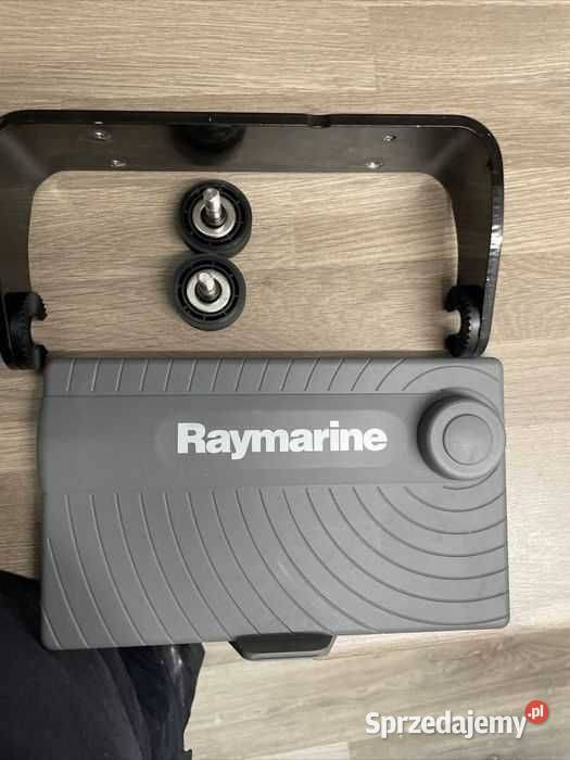 Chartplotter Raymarine Es 75 nawigacja Sporty wodne Jelenia Góra