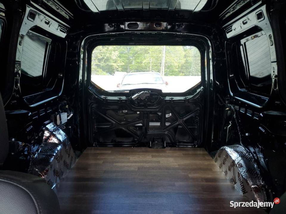 2022 FORD TRANSIT CONNECT XL czarny