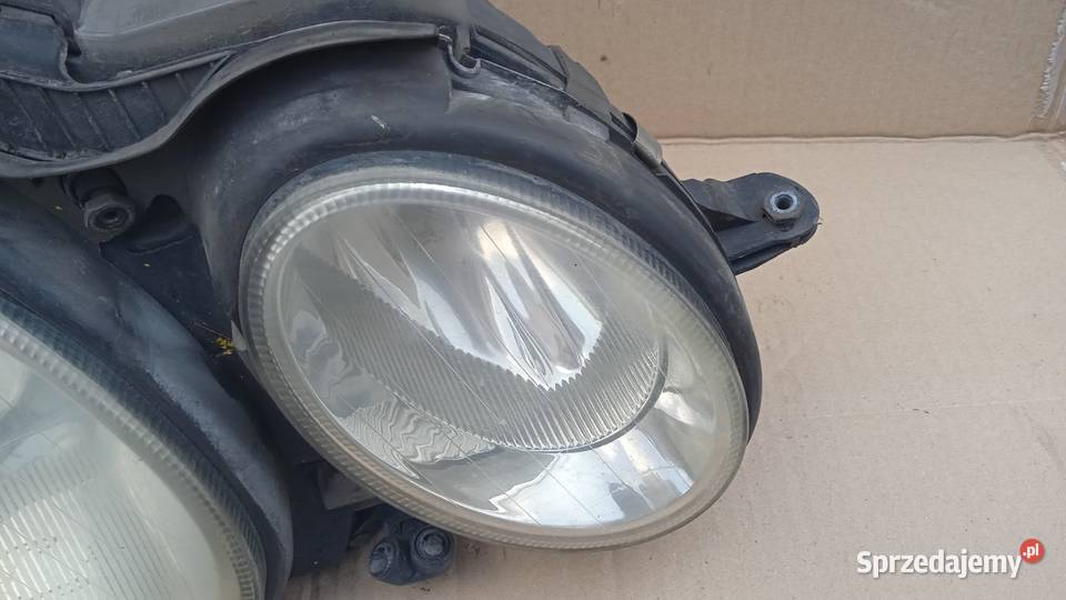 MERCEDESE W211 LAMPA PRZÓD PRAWA BIXENON EU Zbierkowo