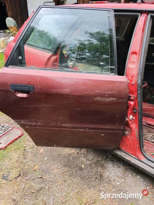 Audi 80 Avant 1995r drzwi prawy tył kompletne Karoseria sprzedam