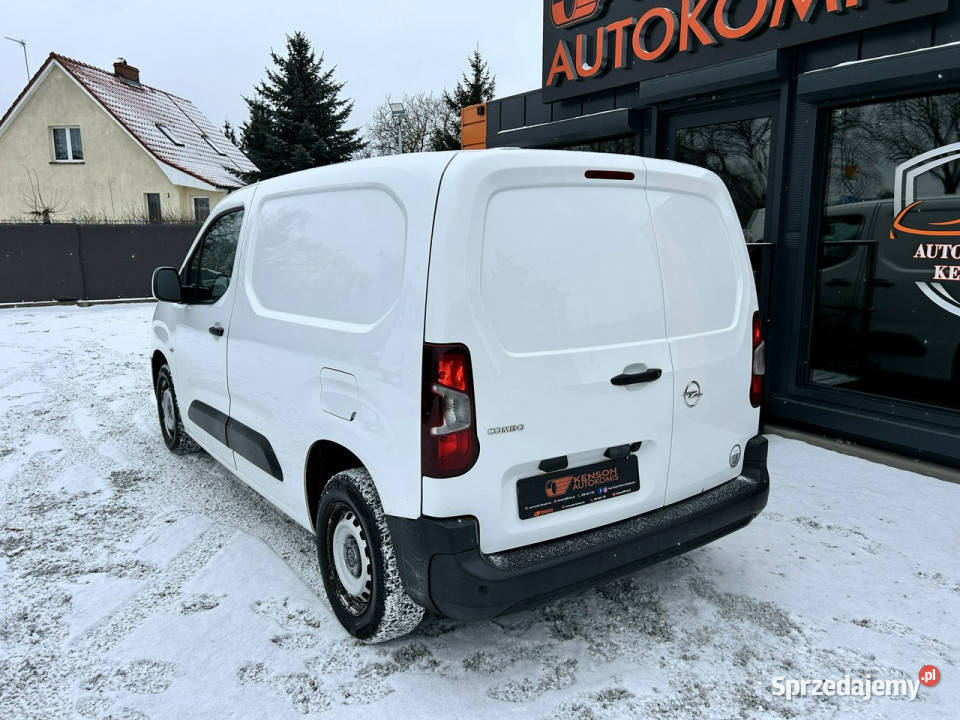 Opel Combo Świeży Rozrząd Kamera Cofania komputer pokładowy