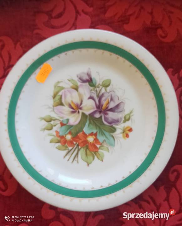 Piękne talerze bratki w bukiecie kwiatów pomorskie Gdańsk