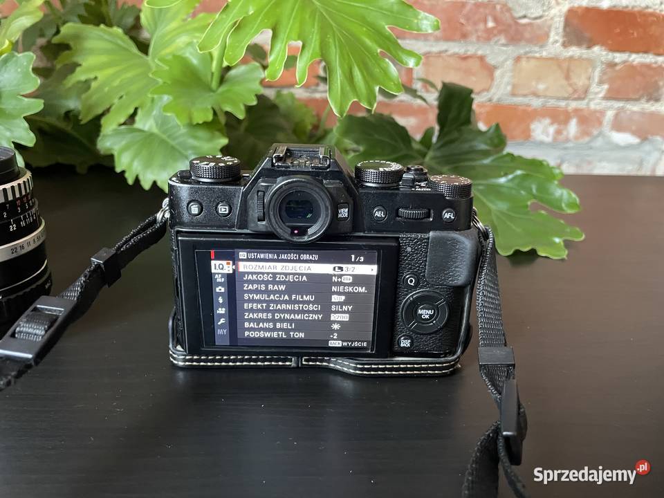 Aparat Fuji Fujilim XT20 Fujinon XF 18135 mm Aparaty