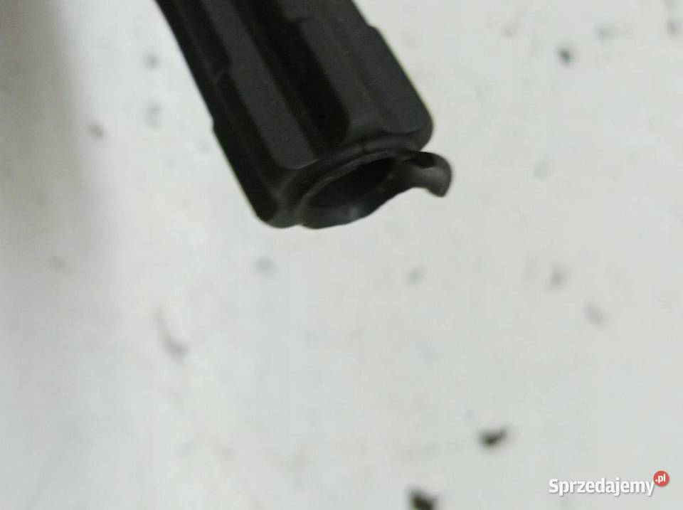 CEWKA ZAPŁONOWA 058905105 18 B Audi A6 II Rok produkcji 1997