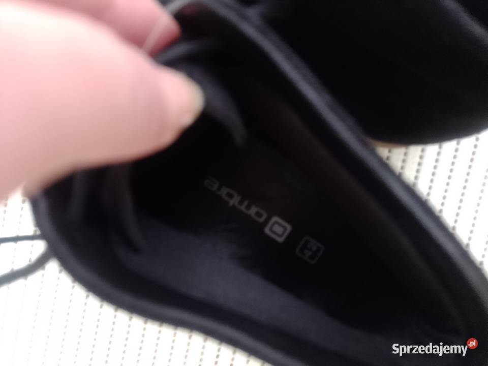 42 Real Leather Skórzane czarne półbuty z Kraków