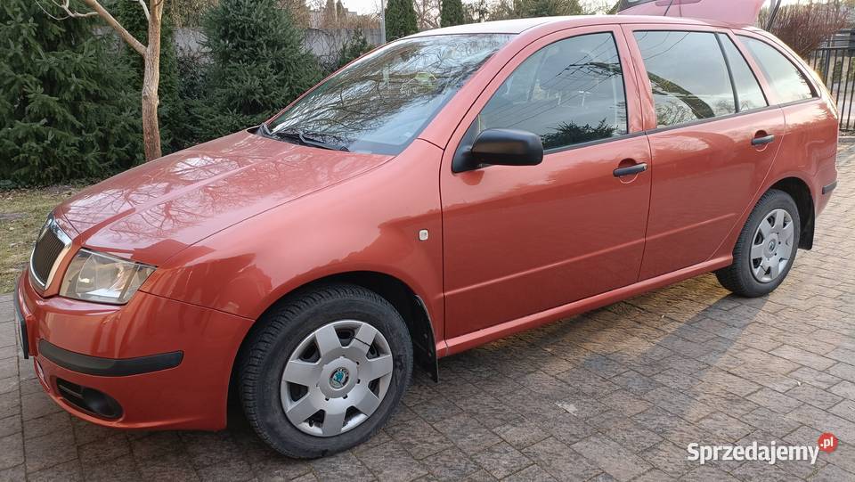Skoda Fabia Kombi pierwszy właściciel garażowany Rok produkcji 2007 Pabianice sprzedam