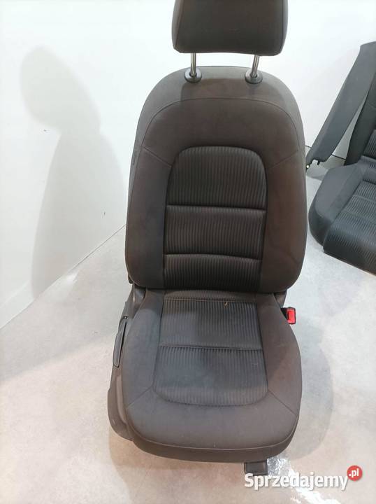 FOTELE PRZÓD KANAPA KPL KOMBI AVANT GRZANE Audi świętokrzyskie