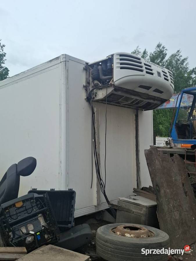 Kontener Mercedes Atego