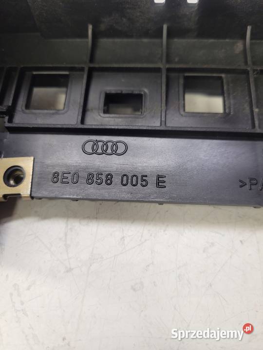 KOSZ 1 DIN AUDI A4 B6 B7 ORYGINAŁ 8E0858005E Przystajń