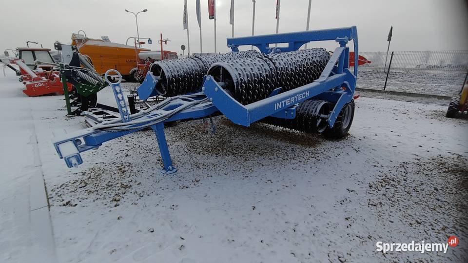 Wał posiewny żeliwny 63m 530mm INTERTECH na osi nieuszkodzony