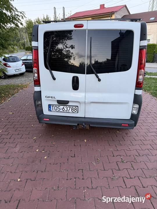Opel Vivaro long 9 osobowy Ostrowiec Świętokrzyski