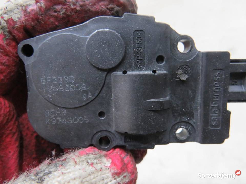 SILNICZEK NAGRZEWNICY AUDI Q5 8R Silniki