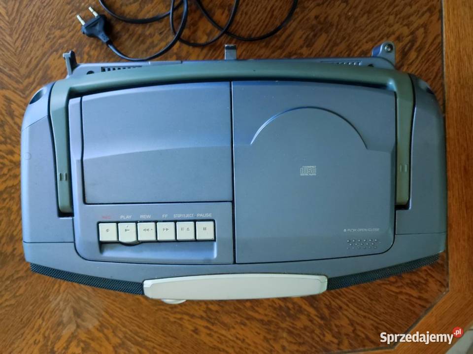 kultowy radio odtwarzacz Sony CFDV7L Boombox