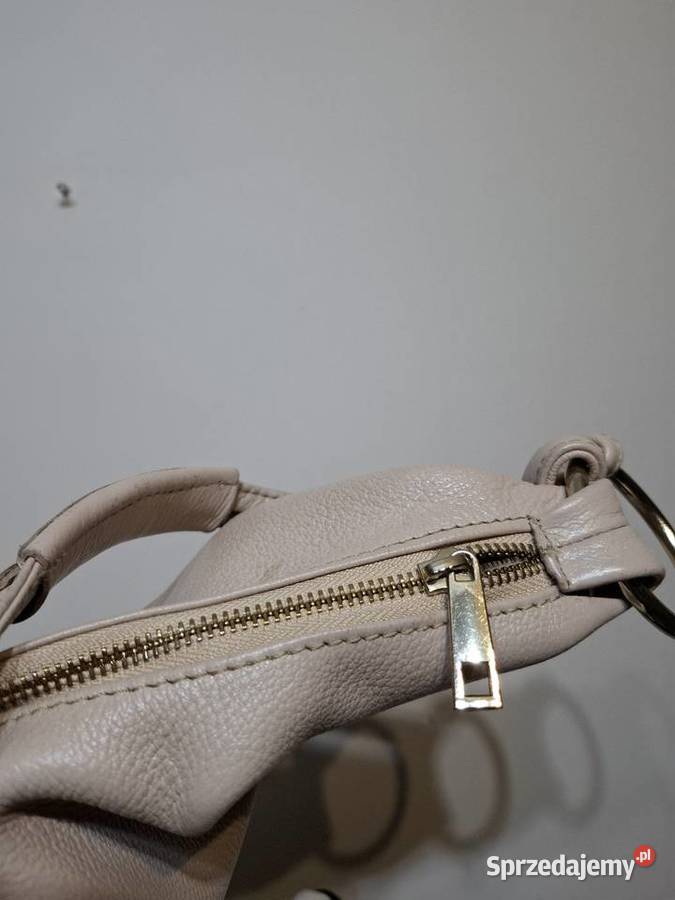 Skórzana torebka Lasocki duża beżowa hobo Na dwóch kółkach  Kraków