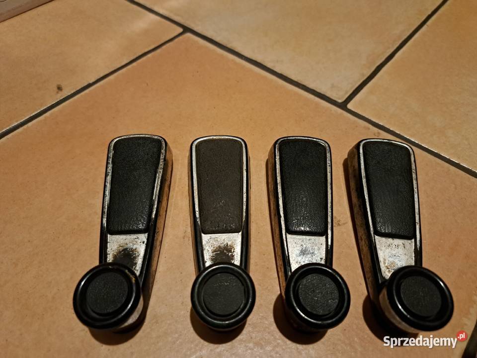 Korbki szyb chrom fiat 125p syrena polonez Leszno