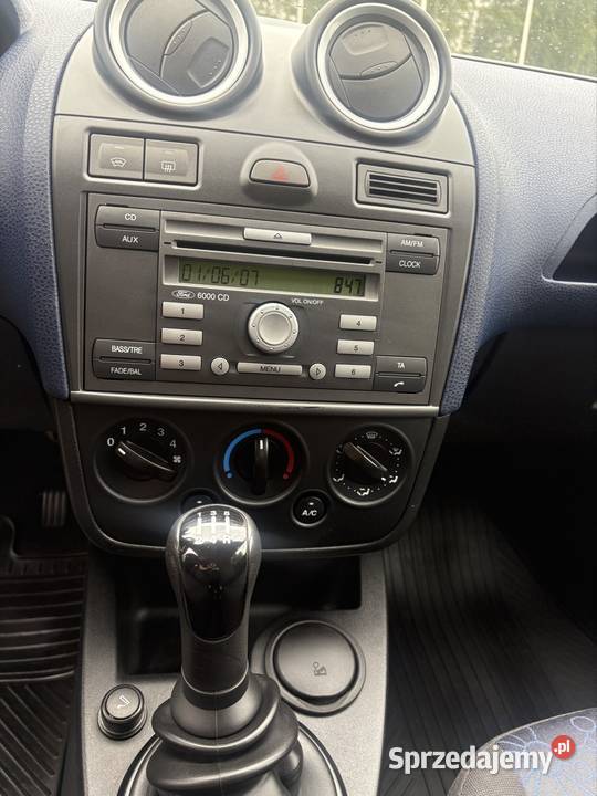 Ford Fiesta Mk6 13 3drzKlimatyzacjaABS nieuszkodzony Jelenia Góra
