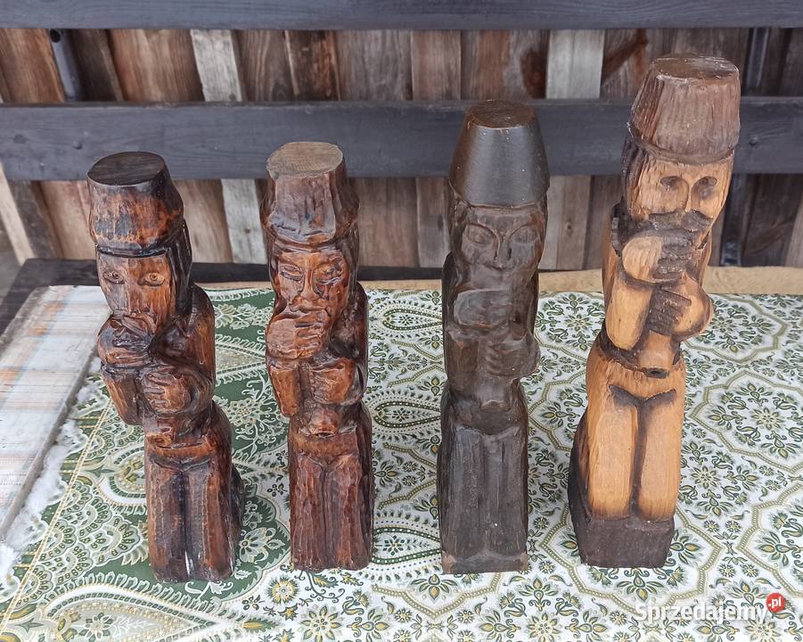 Stare drewniane figurki ręcznie rzeźbione Wieluń