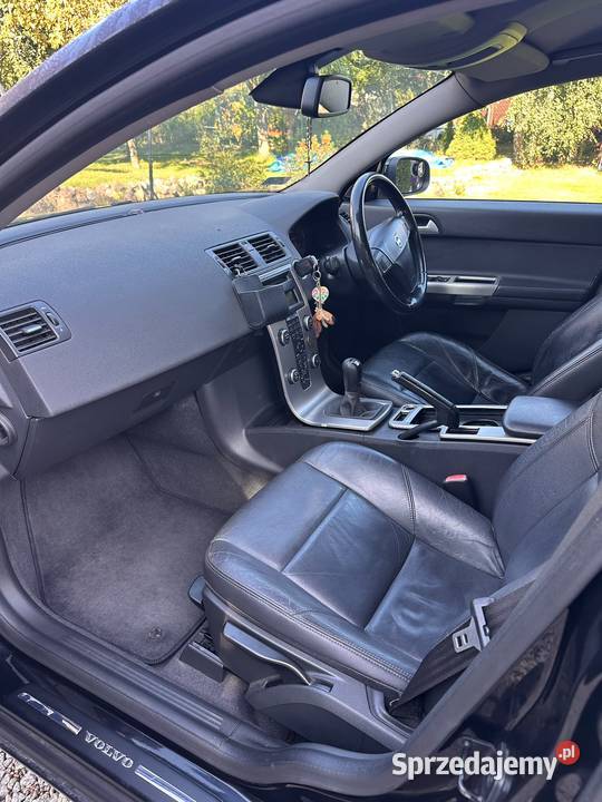 Volvo S40 20 benzyna 145 2008 RHD 3800 Sedan / Limuzyna Pańki