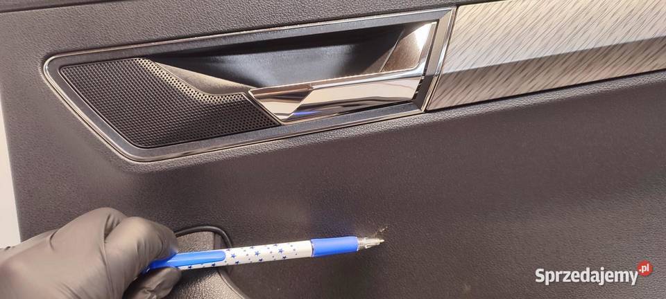 SKODA KAROQ BOCZEK DRZWI PRAWY TYŁ 57A867024CE