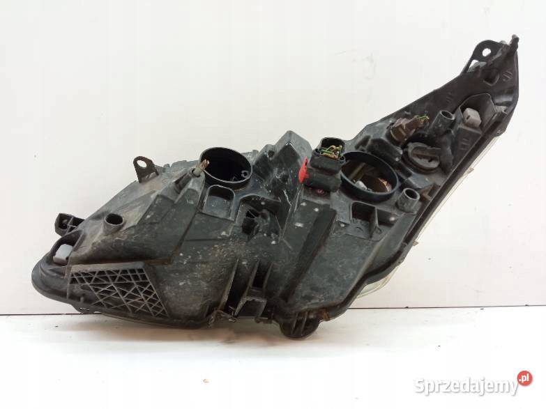 LAMPA PRZÓD PRAWA EUROPA 085521121R Citroen C4 I Rok produkcji 2005