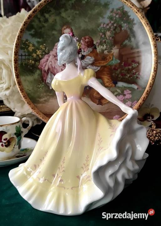 ROYAL DOULTON Ninette kolekcjonerska figurka Porcelana i szkło łódzkie Pabianice