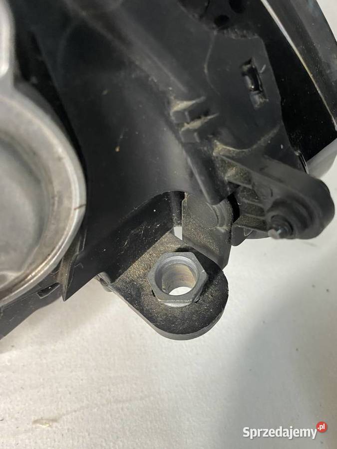 VW SPORTSVAN LIFT FULL LED LAMPA LEWA PRZEDNIA sprzedam