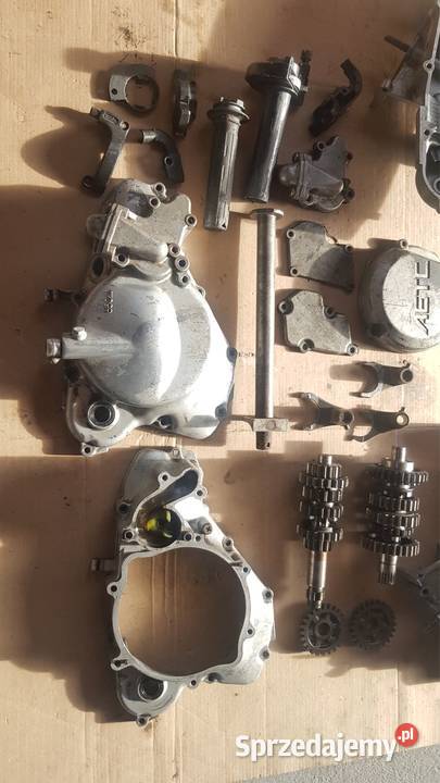 Części Suzuki RM 125250 Kartery dekiel tryb Częstochowa sprzedam