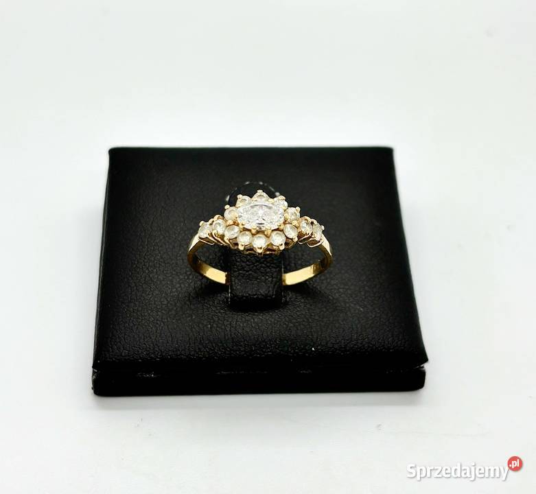 Złoty pierścionek pr 585 220g Rozmiar 15 Pierścionki Elbląg sprzedam