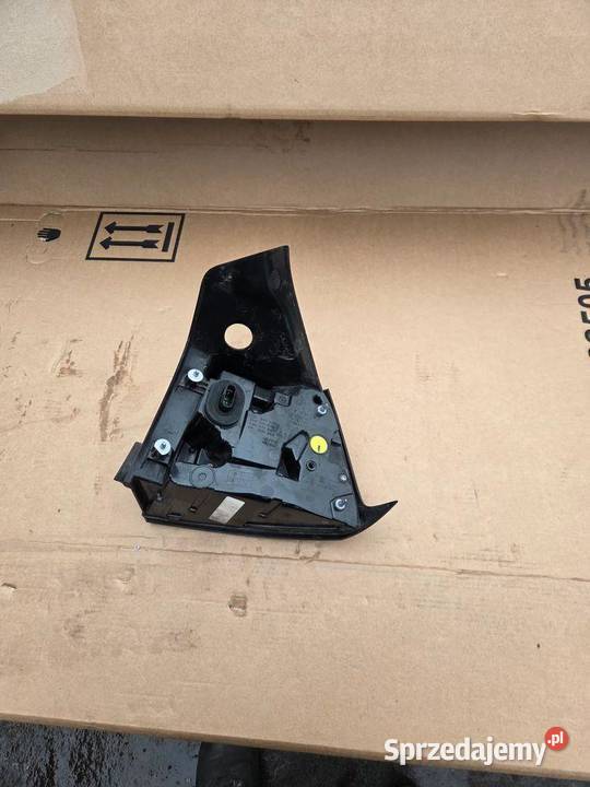 Lampa lewa lewy tył tylna Tesla Model Y 24529201