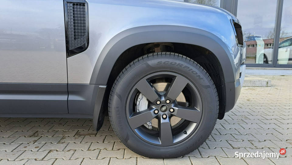 Land Rover Defender MY24 30P I6 400 AWD Auto SE Łódź sprzedam