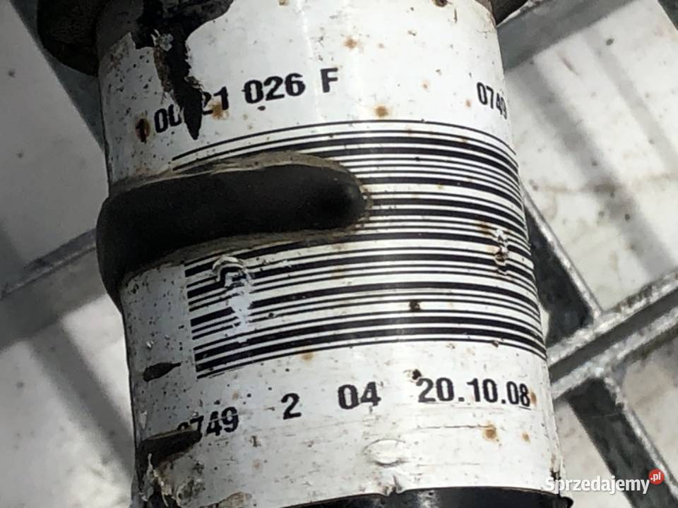 PÓŁOŚ PRAWY PRZÓD KIA CEED 20 140 0712 PRZEGUB