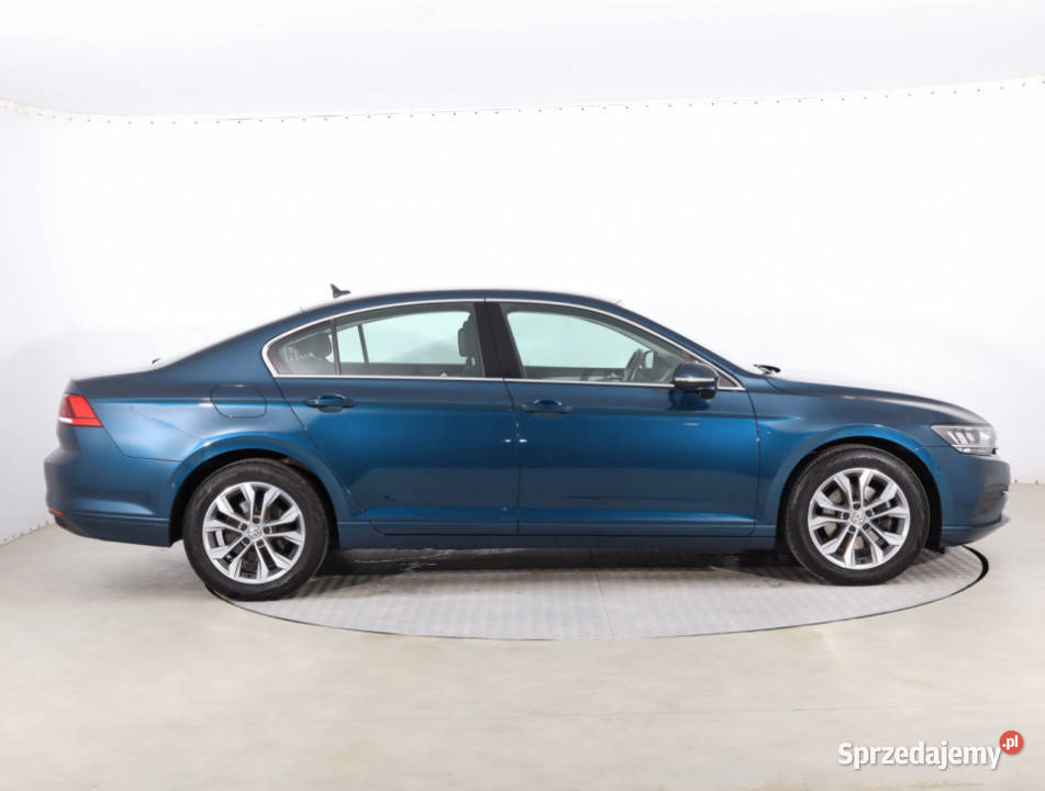 VW Passat 15 TSI nieuszkodzony Piaseczno
