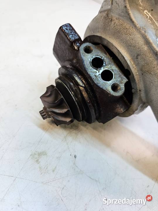 TURBOSPRĘŻARKA TURBINA AUDI VW 04E145721R 14 Przystajń