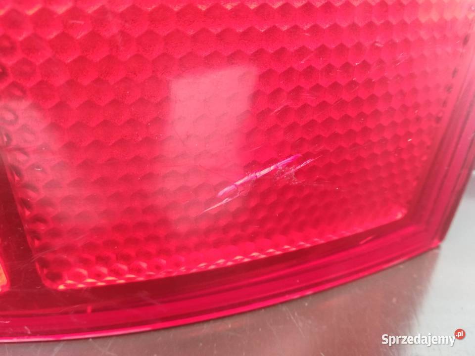 Audi A4 B6 Avant kombi lampa tył tylna prawa Sieradz sprzedam