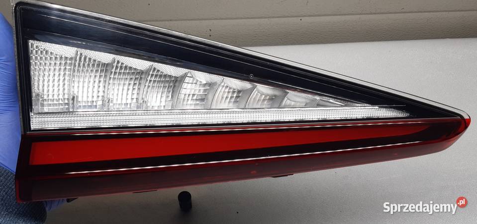 LAMPA TYLNA PRAWA W KLAPĘ LED SKODA ENYAQ osobowe dolnośląskie Mielęcin