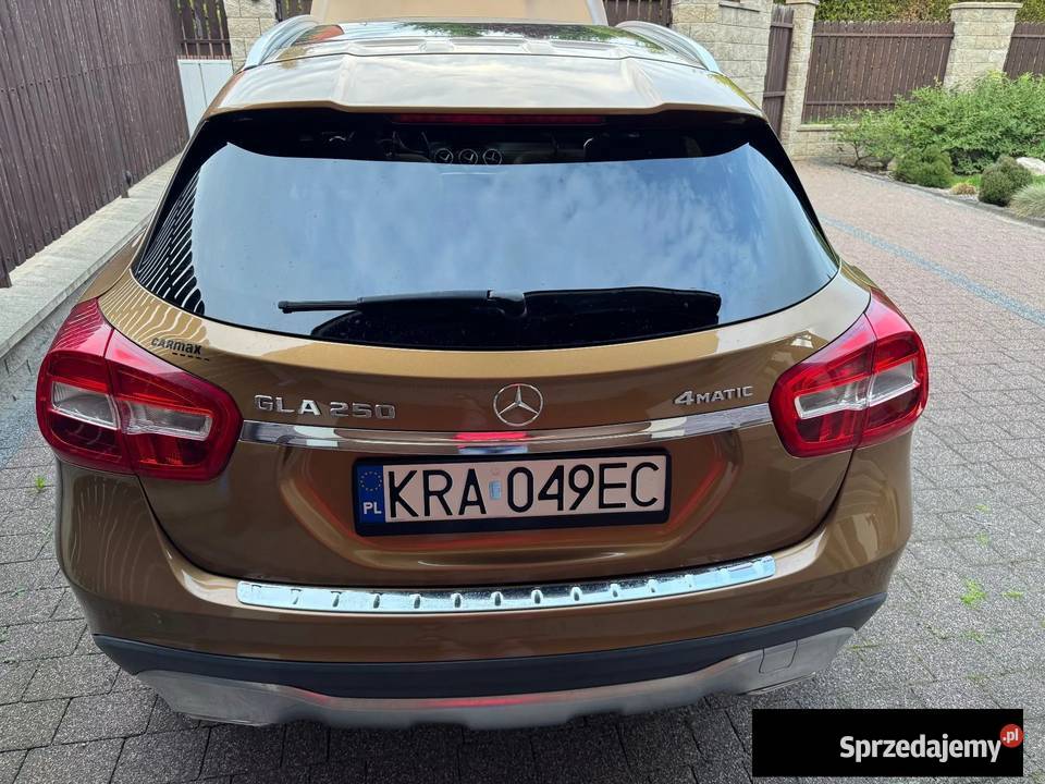 MercedesBenz GLA 20 Benzyna 250 4X4 211 2017r automatyczna Samochody osobowe Narama