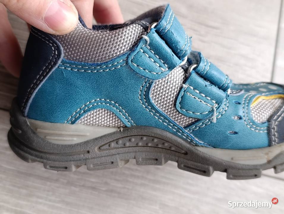 adidasy dziecięce rozmiar 23 długość wkładki 15 Poznań