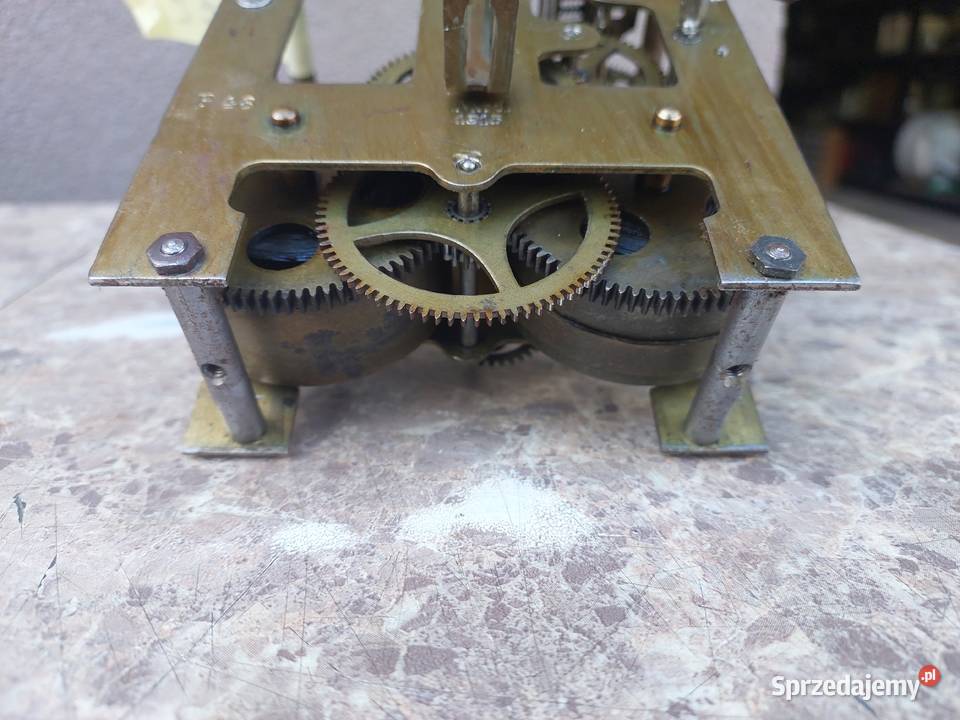 774 Mechanizm zegara ściennego GB P48 Mod 1915 Tczew