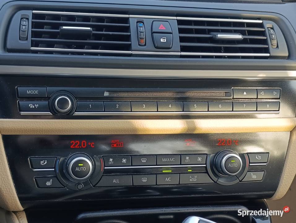 Bezwypadkowy Salon Polska 528i Xdrive 4x4 2 Warszawa sprzedam