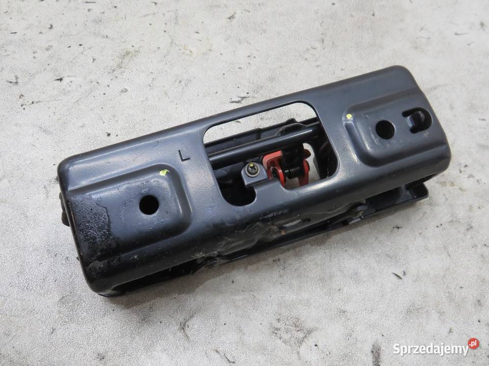 MOCOWANIE FOTELA LEWE 3 RZĄD LAND CRUISER 120