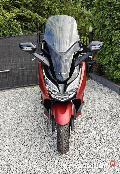 Skuter Honda Forza 125cc 2018r 9600 FULL LED ABS łódzkie Łask