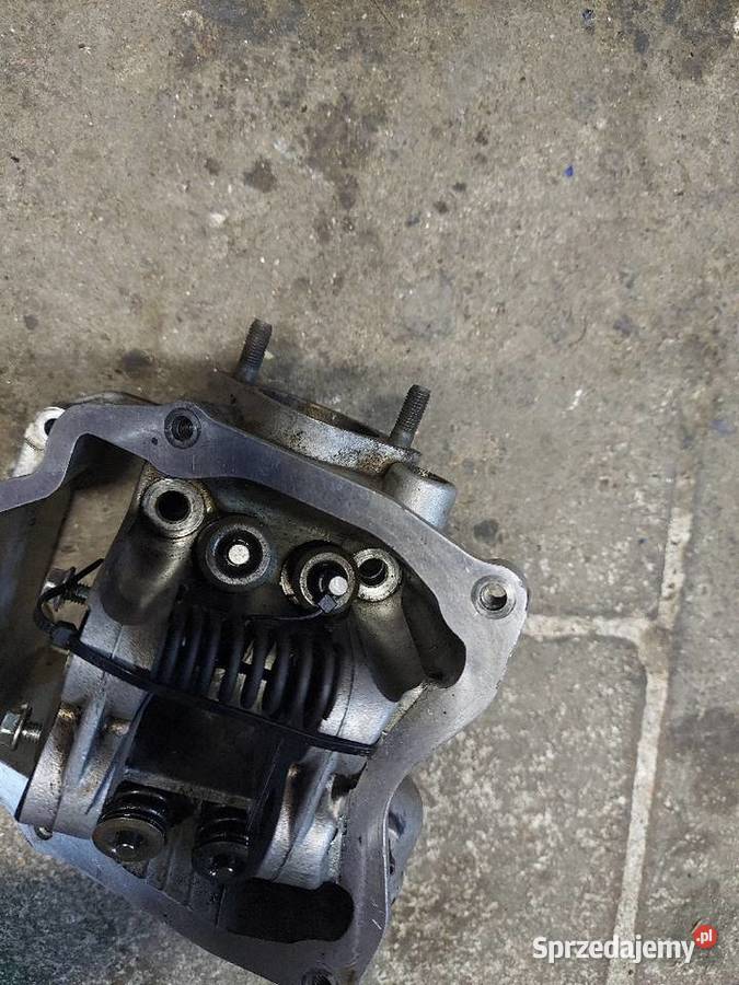 Piaggio Beverly 125 głowica zawór zawory Jelenia Góra
