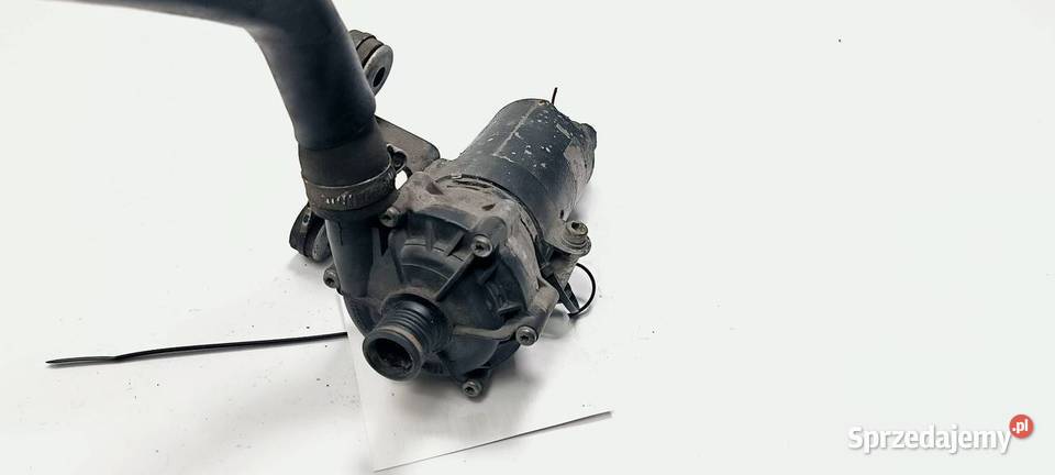 POMPA WODY AUDI A8 D2 0392022000 osobowe Lipno sprzedam