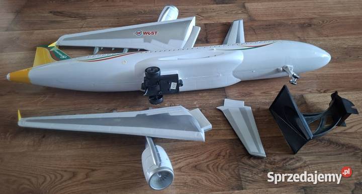 Duży samolot pasażerski WEST Aviation na Samochody i pojazdy lubuskie