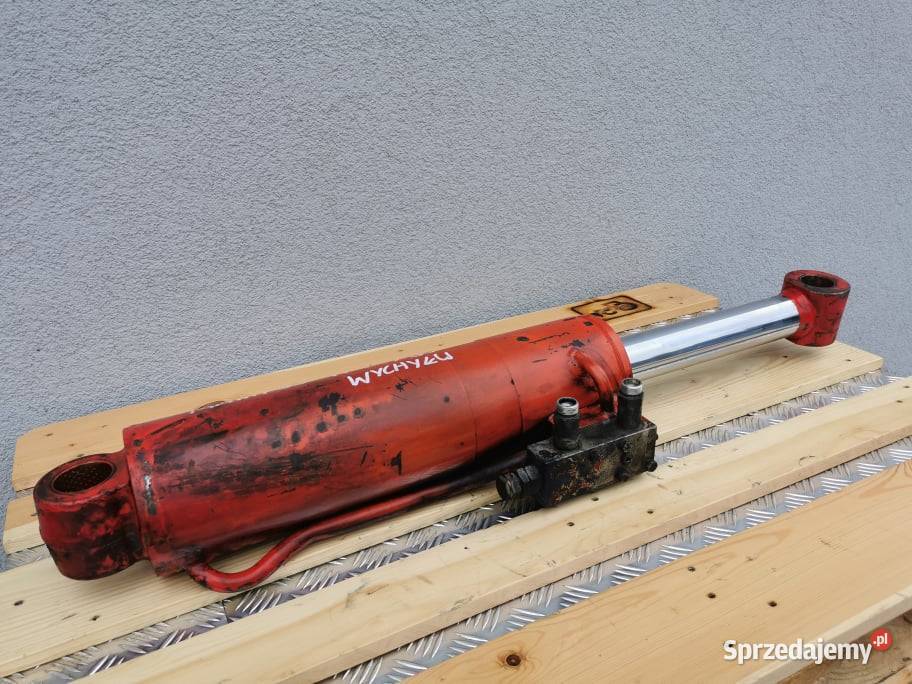 Siłownik wychyłu łyżki Manitou MLT 730 Wilkowo