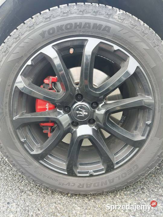 MASERATI LEVANTE 2018 Q4 GRANLUSSO 2999cm3 Sanok