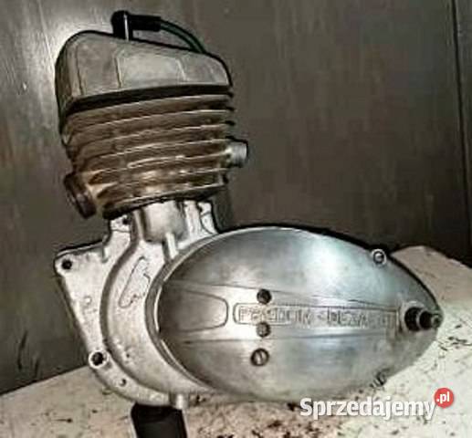 Silnik WSK 125 pali brak numeru na karterach podkarpackie Jasło