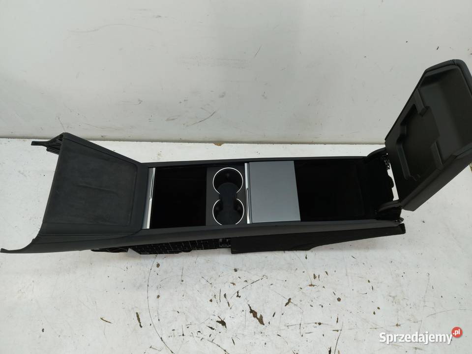 TESLA MODEL 3 LIFT 2024 HIGHLAND PODŁOKIETNIK