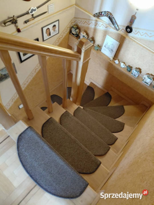 Dwupoziomowe na zamkniętym osiedlu Warszawa